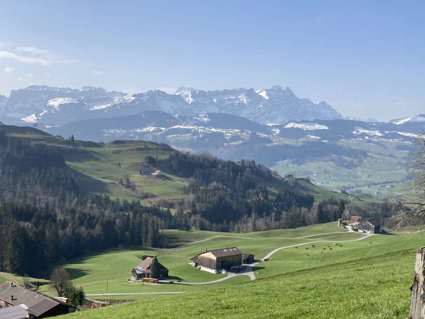 Zur Burgruine Clanx hoch über Appenzell