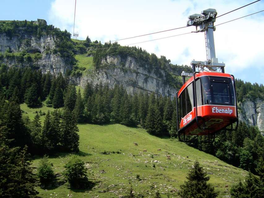 Mit Zug und Luftseilbahn in den Alpstein