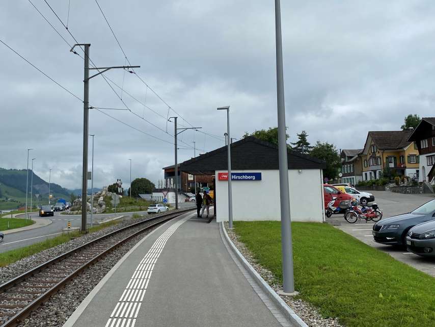 Haltestelle Hirschberg